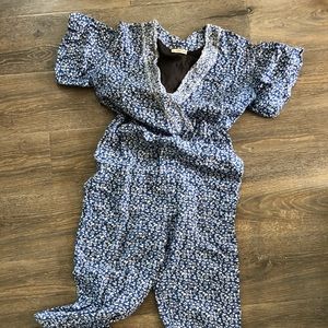 Meet your Posher, Wallace